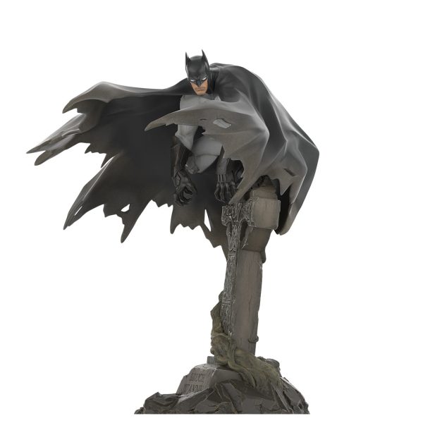 POP MART DC Batman Reborn Figurine